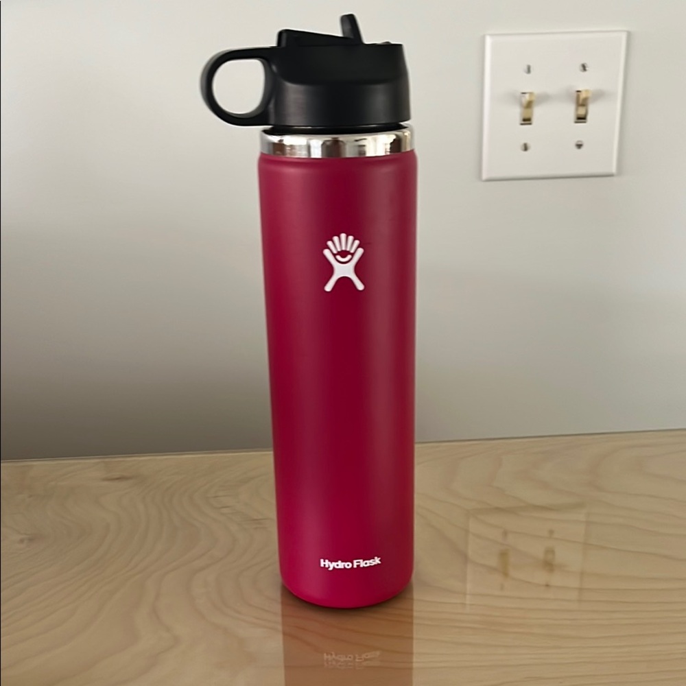 Hydro Flask Red Water Bottle